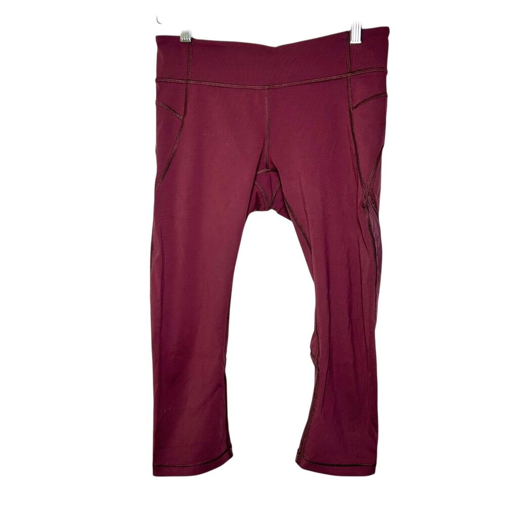 Lululemon Athleta Salutation Burgundy Capri Leggings size 6